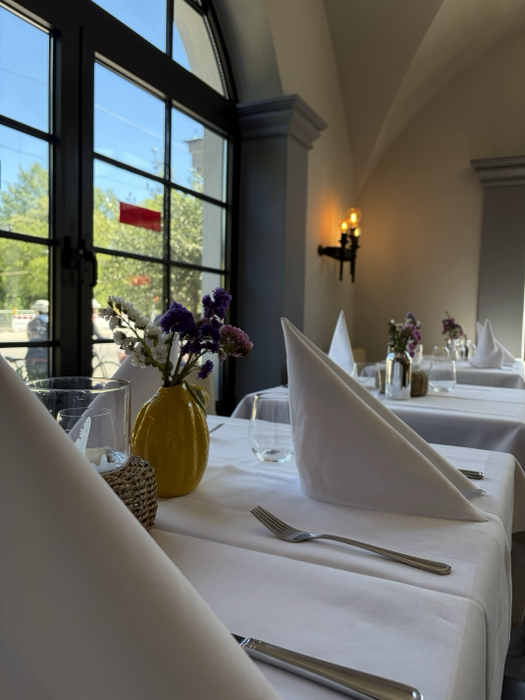 Stimmungsvoller gedeckter Tisch im Nuovo Tivoli